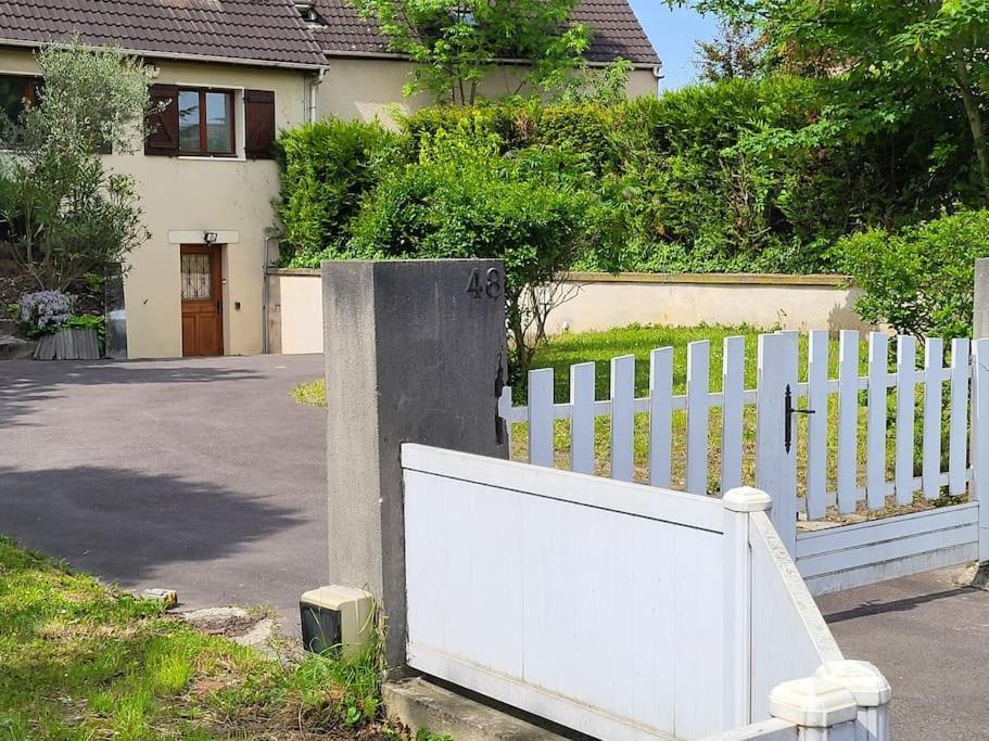 Appartement Paris Disneyland, Parking Gratuit, Rer A Noisy-le-Grand Buitenkant foto